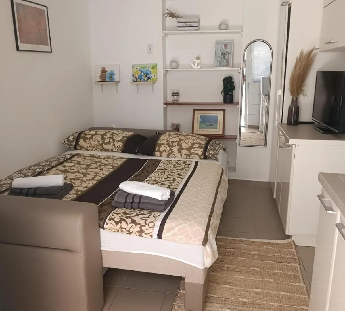 Zadar Beach Apartments